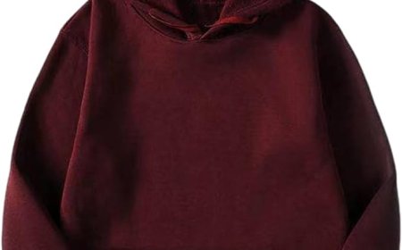 Akimbo Club Hoodie: Where Comfort Meets Cool