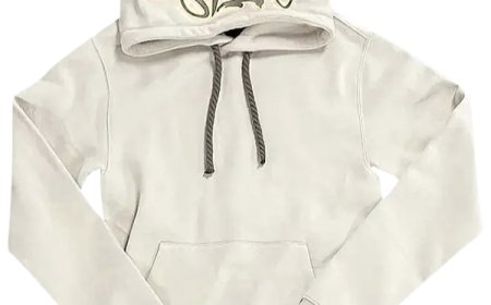 Syna World Hoodies – Built for Chill Days and Bold Moves