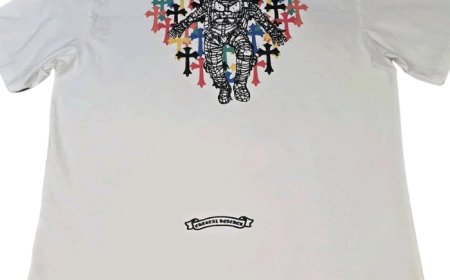 Chrome Hearts Horseshoe Logo Tee: Where Minimal Design Meets Iconic Luxury