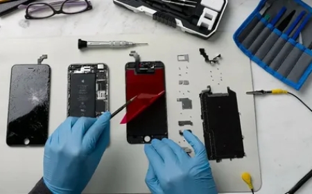 iPhone Screen Cracked? Here’s What to Do Next