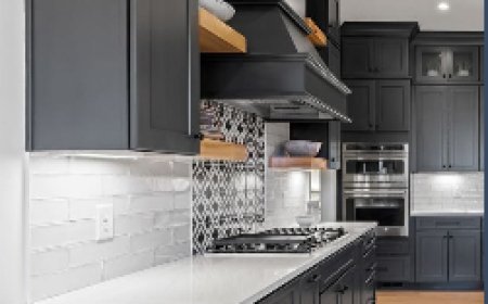 Transform Your Kitchen with Cabinet Refinishing in Nashville, TN