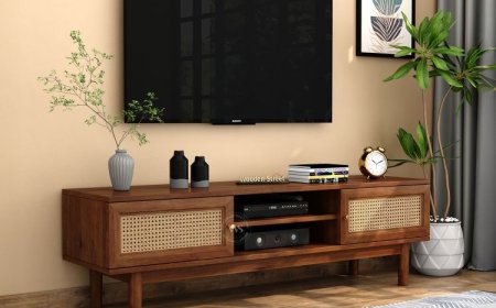 How to Select the Perfect TV Unit Based on Space and Style